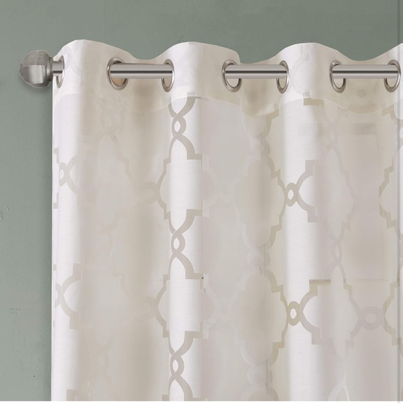 Madison Park Eden Semi-Sheer Grommet 2-Panel Curtain Set - Picture 4 of 6